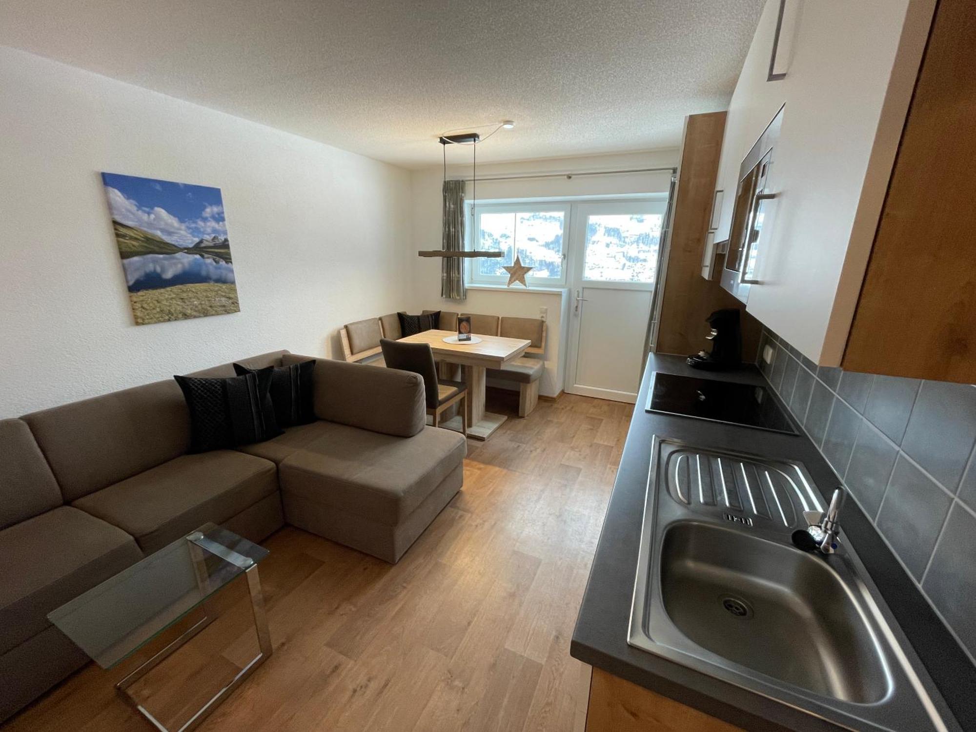 Ferienwohnung Roschitz シュルンス エクステリア 写真