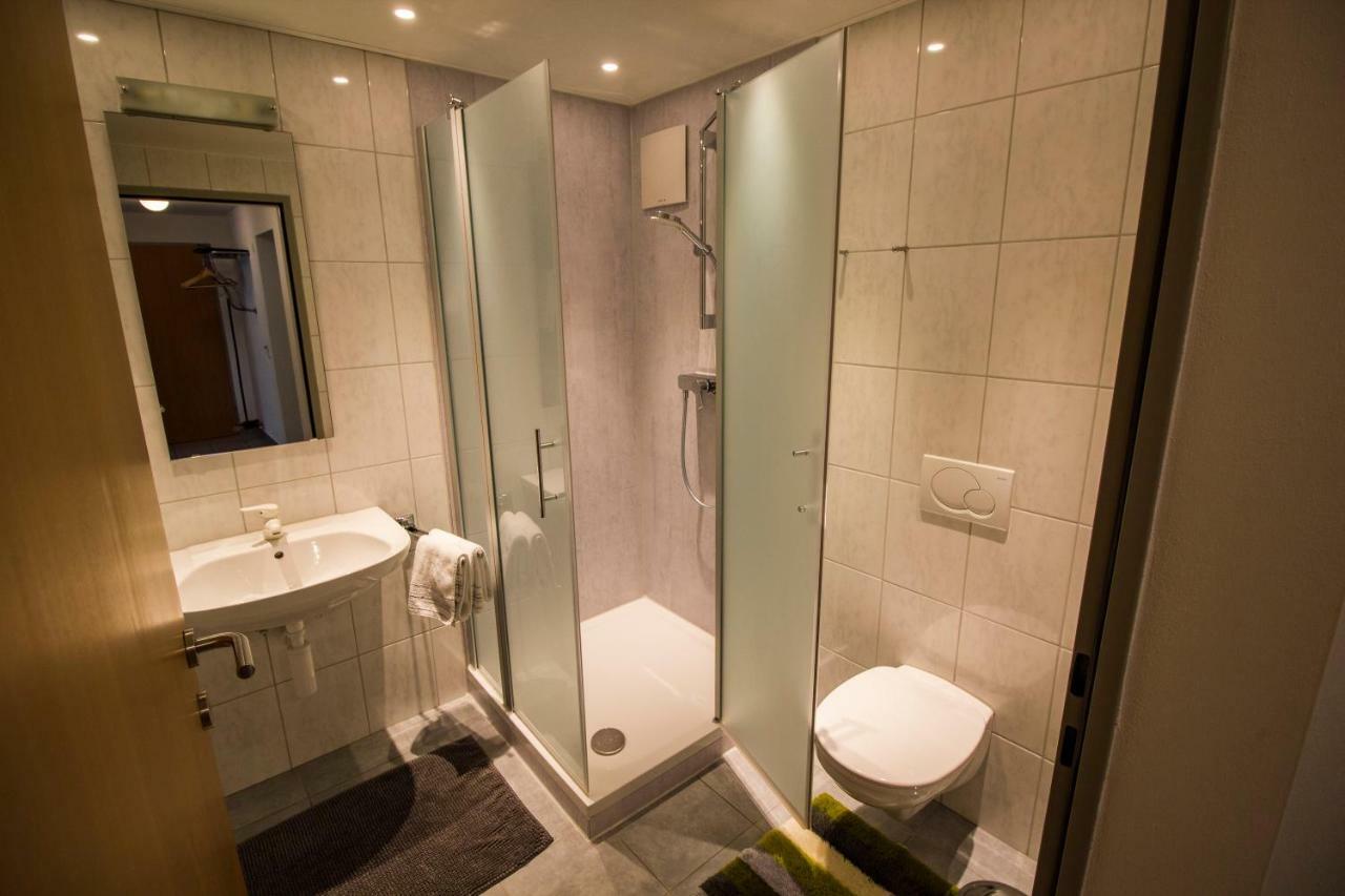 Ferienwohnung Roschitz シュルンス エクステリア 写真